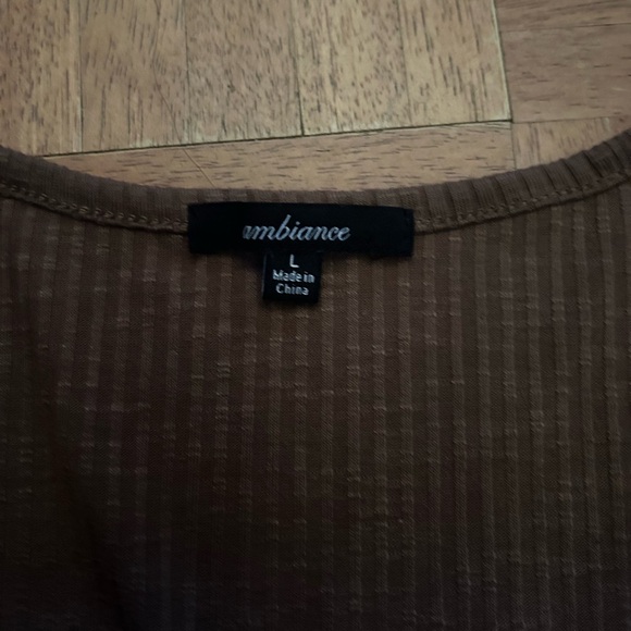 Brown Cropped Ribbed Top - Picture 2 of 2